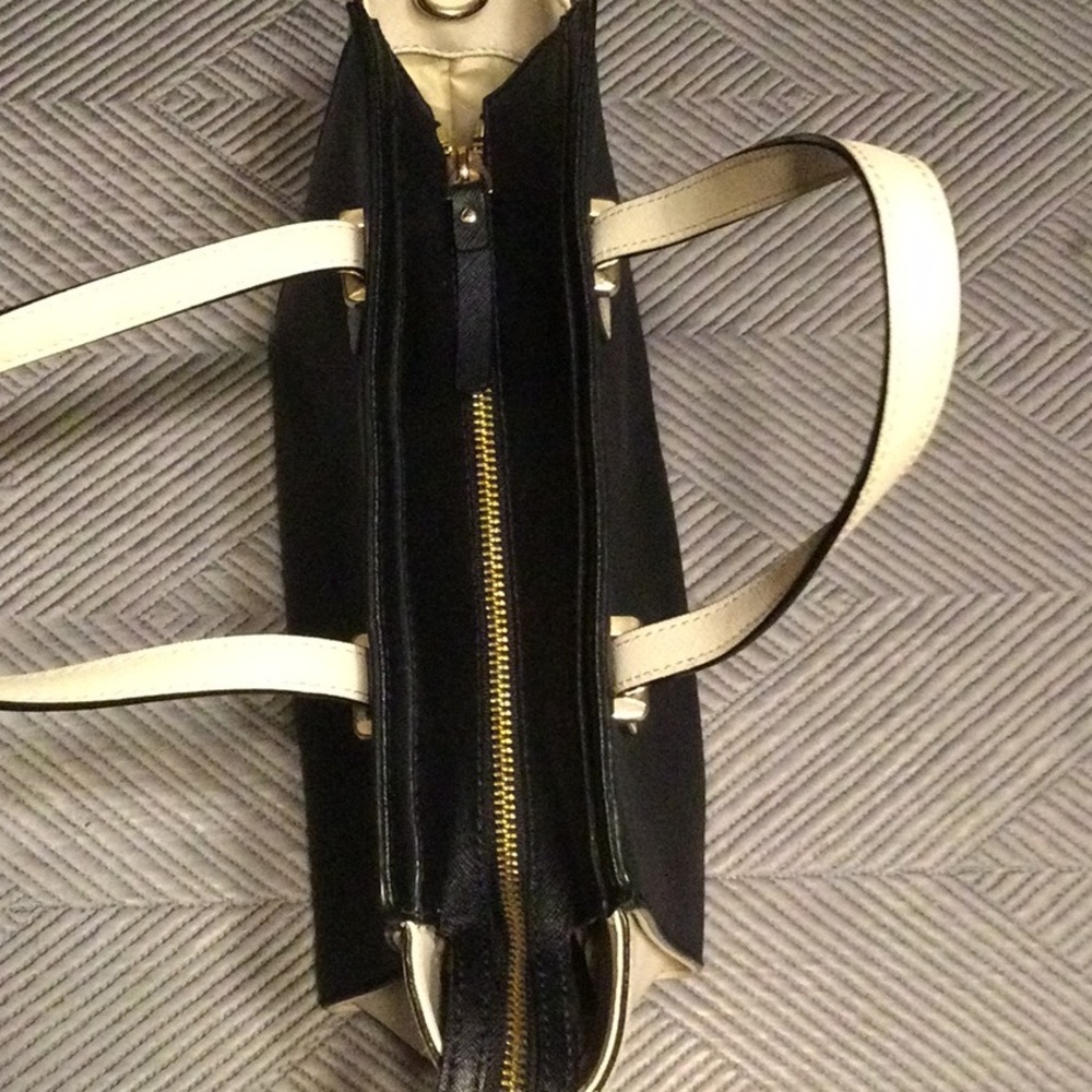 Kate spade black and cream saffiano leather satchel for women - Picture 5 of 9